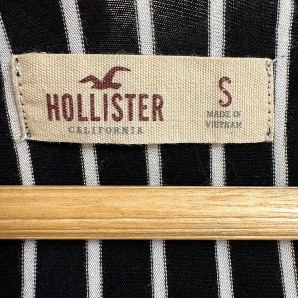 Hollister Racerback Tank - Picture 2 of 3